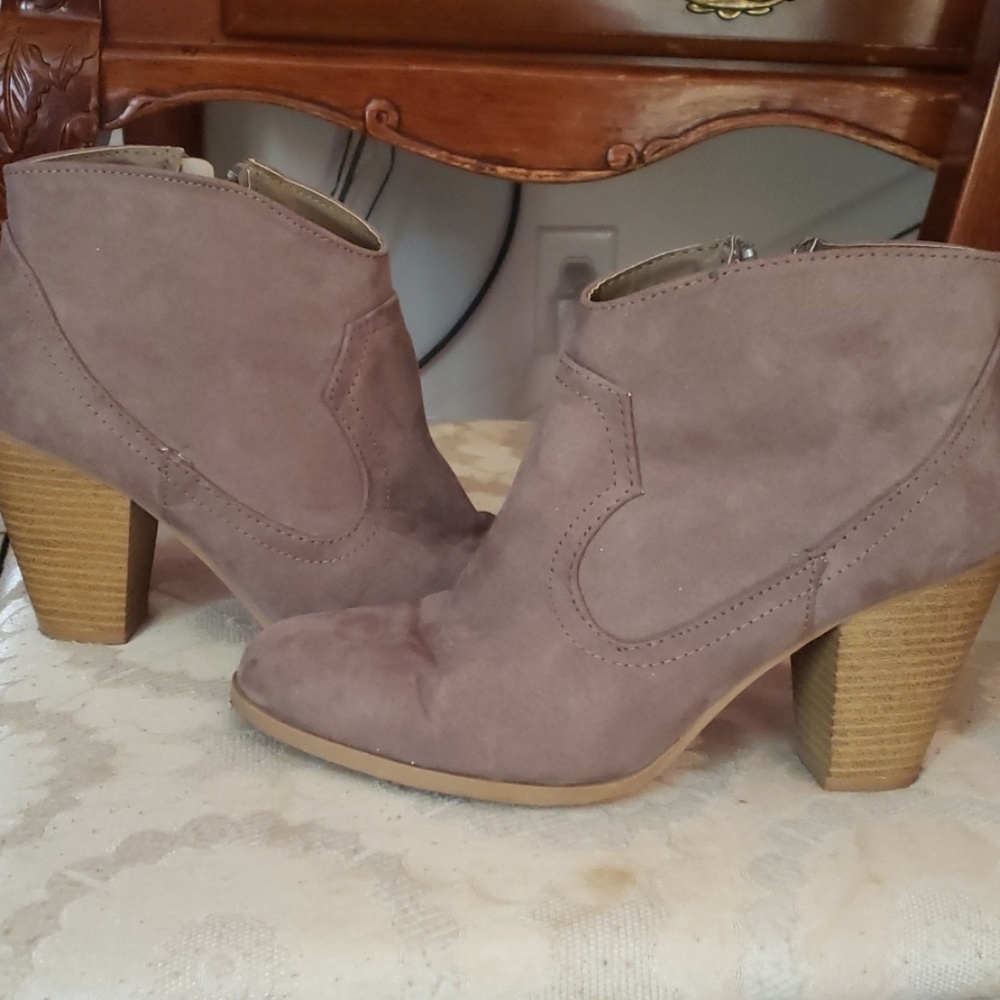 Booties - Picture 2 of 5
